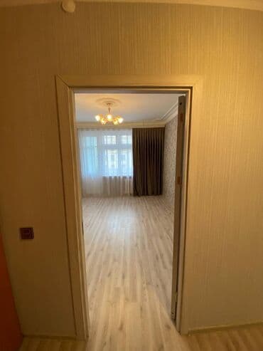 həzi aslanov 2 otaqlı evlər: Bakı, Bakıxanov qəs., 2 otaqlı, Köhnə tikili, m. Neftçilər, 70 kv. m — 8