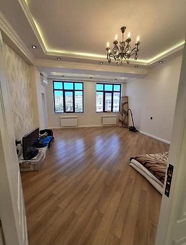 Daşınmaz əmlak: 3 otaqlı, Yeni tikili, 143 kv. m — 2