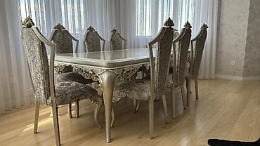 islənmis lyust: Qonaq otağı üçün, İşlənmiş, Açılmayan, Dördbucaq masa, 8 stul — 1