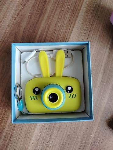 lazer lampasi: Uşaq fotoaparatı + LED şarj olunan masa lampasi. Ikisi da ideal — 6