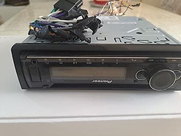 Maqnitol, Pioneer, AUX