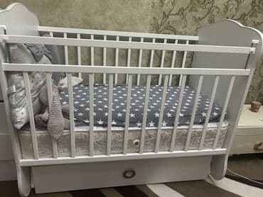 Alfa Romeo: Oğlan və qız üçün, Dördbucaq, Beşik, Matras ilə, Yellənmə mexanizmsiz — 2