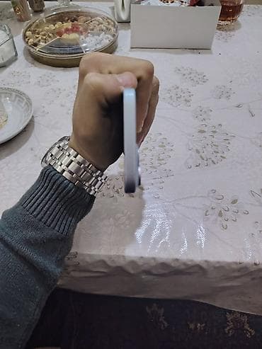 iponalar: IPhone 15, 256 GB, Ağ, Face ID — 5