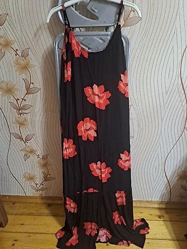 2ci əl 1dəfə geyinilib ipli sarafan qara qırmızı güllərdən ibarətdir lalafo.az -da 2ci əl 1dəfə geyinilib ipli sarafan qara qırmızı güllərdən ibarətdir