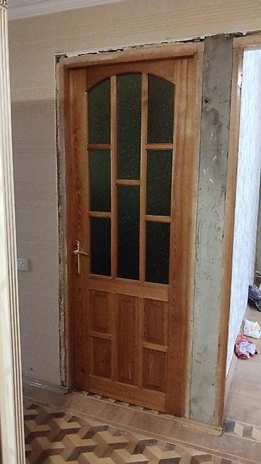 qapi avropa: Taxta şüşəli otaq qapısı - Material: təbii ağac (açıq qəhvəyi ton) - — 1