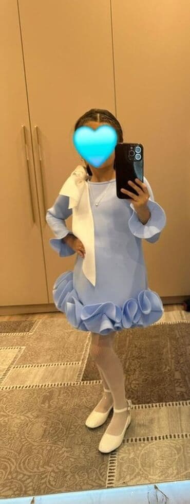 qısa don: Uşaq üçün don

- Rəng: açıq mavi
7,8,9yaşa uyğun
1 dəfə geyinilib — 1