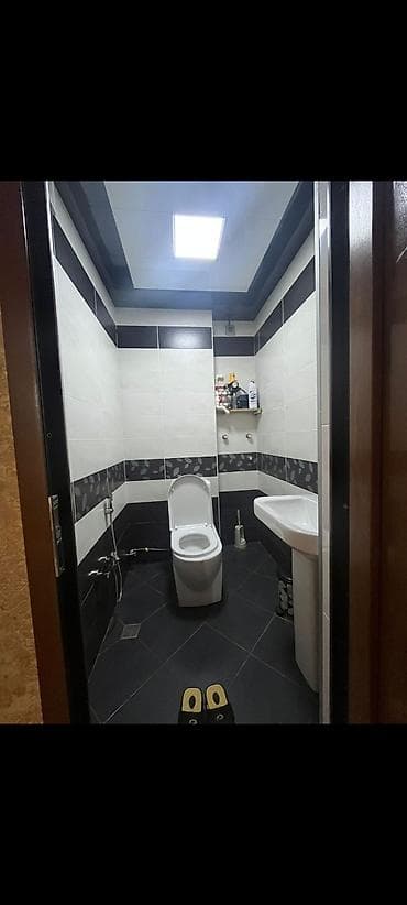 keşlede kiraye ev: Kirayə üçün geniş və işıqlı mənzil otaqları. Xüsusiyyətlər: - 2 ayrı — 5