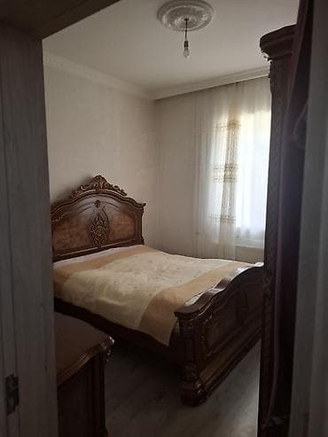 sekide ev satilir: 4 otaqlı, 110 kv. m, Kredit yoxdur, Orta təmir — 8