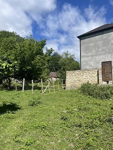 elmlərdə kirayə ev: Torpaq İsmayıllı Rayonu Qalacıq kəndi 10.5 sot . Torpaq çay kənarında — 7