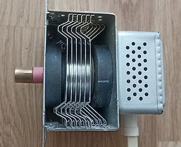 Elektronika: Mikrodalğalı soba üçün maqnetron Model: 2M261-M1 (etiketdə — 1