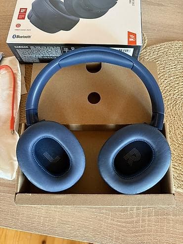 iphone 7 mini: 🎧 JBL Tune 720BT (Original) – Əla vəziyyətdə Original JBL Tune 720BT — 3