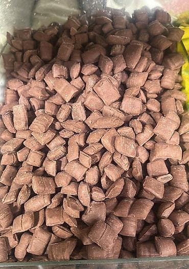 qoz qiymeti: Məhsul: Rəngarəng bərk konfetlər (handmade stilində) 300qramdır — 6