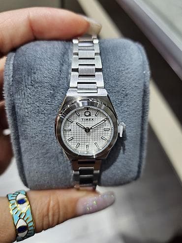 timex saat: Timex Q seriyasından zərif qadın qol saatı - Korpus və qolbaq — 1