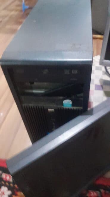 Kompüter ehtiyyat hissələri: Stolüstü kompüter dəsti Tərkib: - Acer Aspire masaüstü sistem bloku — 4