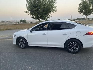 FAW Besturn B70: 1.5 l | Sedan — 3