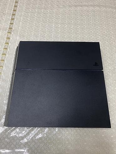 сколько стоит playstation 1: İşlənmiş PlayStation 4 FAT. 2 pult, 1 adapter, USB şunurları hər şeyi — 2