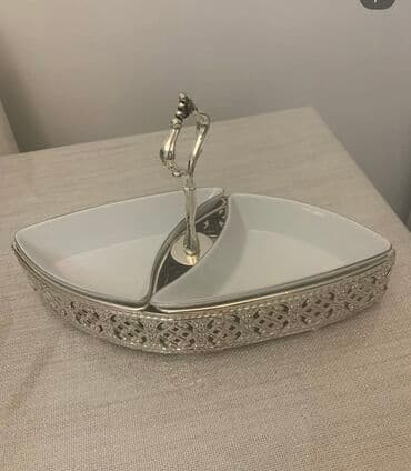 karaca meyve qabi: Gümüşü rəngdə, iki bölməsi olan dekorativ qab. Ağ rəngli keramika — 1