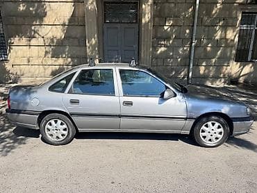 opel vectra b: Opel Vectra: 2 l | 1995 il 455084 km Sedan — 2