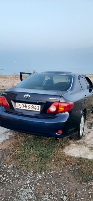 xanımlar üçün maşınlar: Toyota Corolla: 1.6 л | 2007 г. Седан — 2