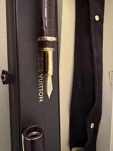 Louis Vuitton Cargo Alligator Leather Fountain Pen “750”“ Orijinal at lalafo.az Louis Vuitton Cargo Alligator Leather Fountain Pen “750”“ Orijinal