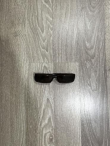 Çantalar: Eynəklər — 1