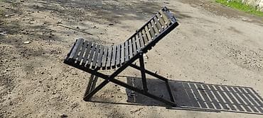 köhnə mebeller: Bağ/terras üçün taxta lamellərlə hazırlanmış qatlanan şezlonq-stul. - — 1