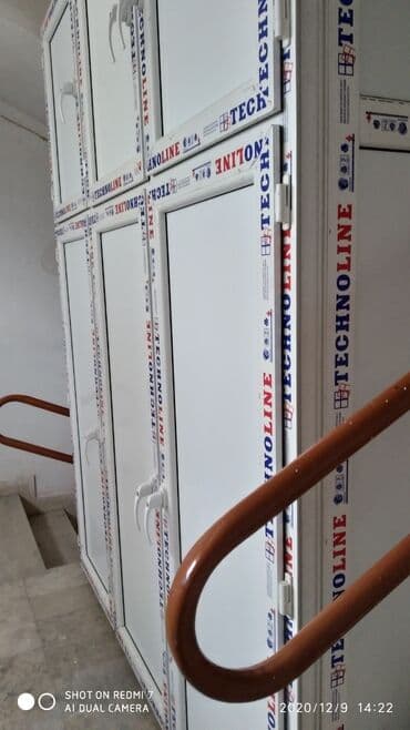 sedef boya qiymeti: Bloklar üçün plastik şkafların sifarişi polkalari yığılması çatdırılma — 2