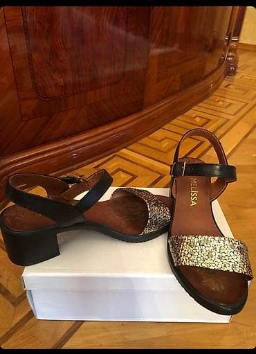 Ölçü: 37, rəng - Qara, İşlənmiş lalafo.az -da Ölçü: 37, rəng - Qara, İşlənmiş