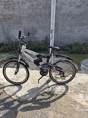 velosiped stels 28: Yeni Şəhər velosipedi 26", sürətlərin sayı: 7, Ünvandan götürmə — 1