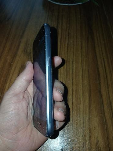 samsung a31 ekran: Samsung Galaxy J1 2016, 8 GB, rəng - Qara, İki sim kartlı — 5