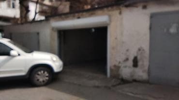 İcarəyə/tutuma uyğun qapalı qaraj-boks Xüsusiyyətlər: - Avtomobil lalafo.az -da İcarəyə/tutuma uyğun qapalı qaraj-boks Xüsusiyyətlər: - Avtomobil