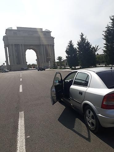 opel astra a h 2008: Opel Astra: 1.6 l | 2000 il 350000 km Sedan — 4