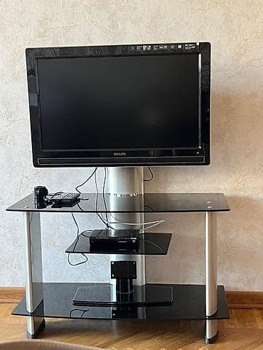 piknik seti: Philips televizor ve tv atdiqi - Ekran: Philips LCD/LED düz ekran — 1