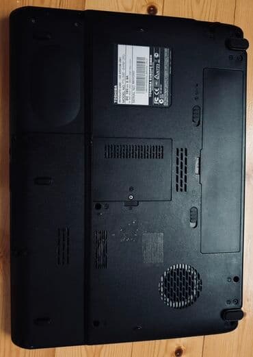 samovar ucuz qiymete: Б/у Toshiba, 15.6 ", AMD E1, 512 ГБ, Самовывоз — 2