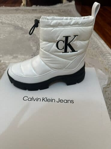 Tuflilər: Çəkmə, Ölçü: 37, rəng - Ağ, Yeni — 1