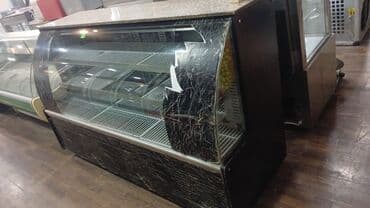 Vitrin tipli soyuducu tezgah - Şüşə ön panel və geniş vitrin sahəsi