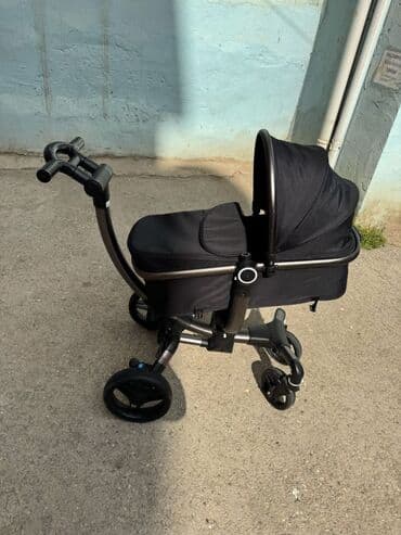 Çıxarıla bilən beşikli araba