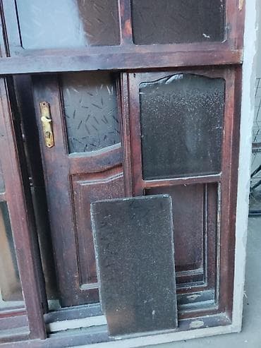 Beton və beton məmulatları: Salam. Evin içində işlənmiş 2 qapı (çərçivəsi ilə birlikdə) və 2 — 4