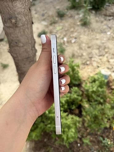 processor core i7: IPhone 12, Ağ, Face ID — 3