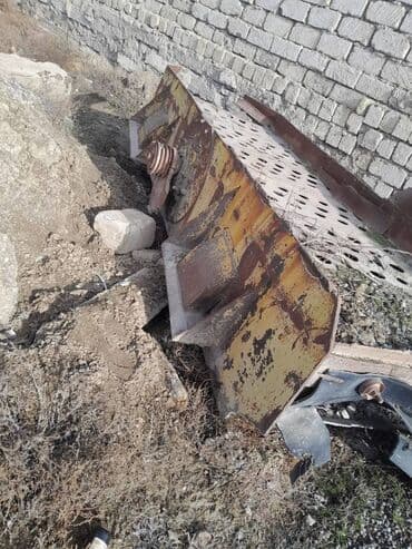 ƏLək 1 metr 20 sm,uzunluq 3 metr 20 sm. elek