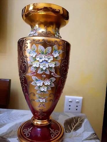 qizil gül: Bir vaza, Bogem şüşəsi — 1