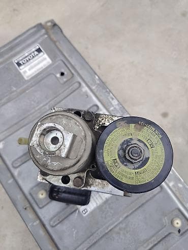 hereket sensoru: Toyota prius ABS əla vəziyyətdədir 1 zamanetnen verirem bu qiymətə — 2