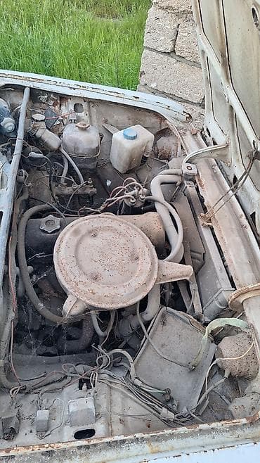 2106 matoru: VAZ 2106 sedan sığorta olunub texsmotor yoxdu zapçast kim ne istese — 3