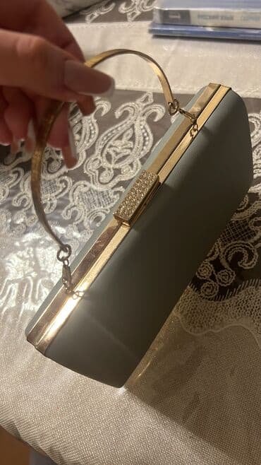 qaşlı canta: Klatç, Yeni — 3