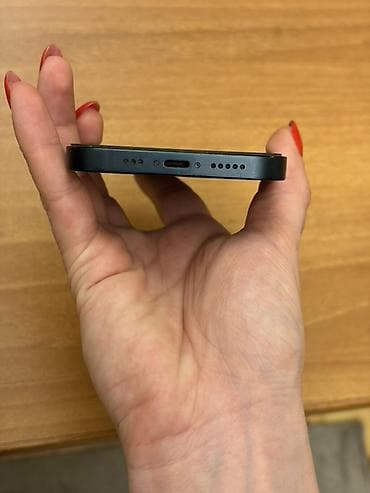 iphone temiri: IPhone 14, 128 GB, Midnight, Simsiz şarj — 5