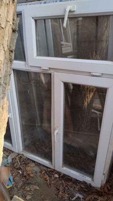 plastik pəncərə şəbəkə: Ağ rəngdə plastik pəncərə. Bu pəncərə, müxtəlif layihələrdə istifadə — 17