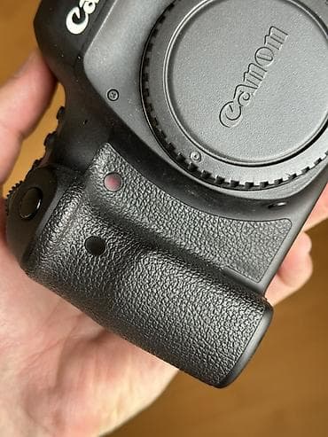 bild apparat: Canon EOS 6D Mark II (body) 0-dan məndə olub. Case və ekran — 3