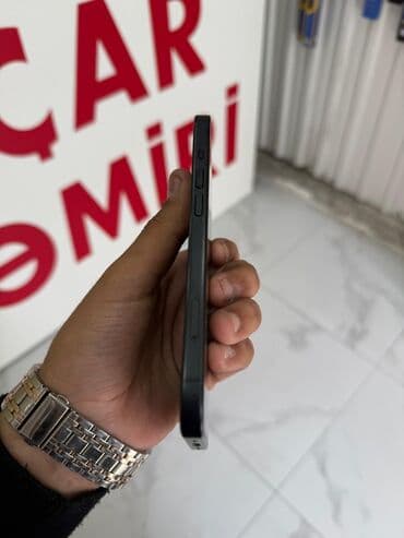 iphone чехол чёрный: IPhone 15, 128 ГБ, Black Titanium — 4