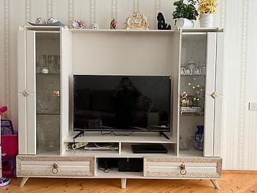 Sumqayit Corat qəsəbəsi həyət evi .Hazir sokulub .Cunku usaga görə tv