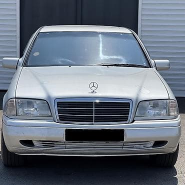 loreva reed diffuser: Mercedes-Benz C-Class: 2 l | 1994 il Sedan — 1